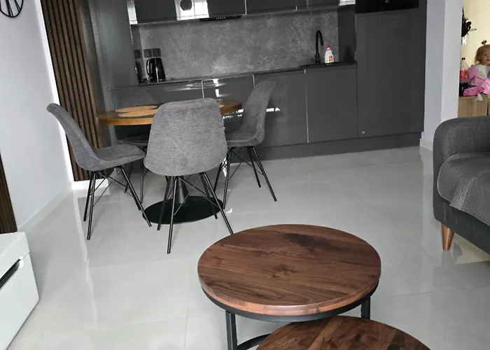 アパート Sloneczny ウストロニエ・モルスキエ